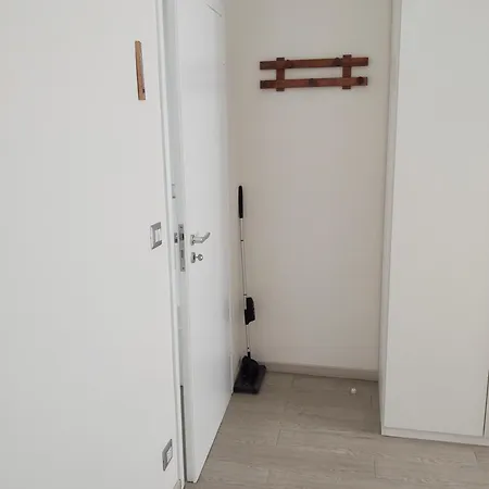 Diana , 2nd Piano, Apartamento *